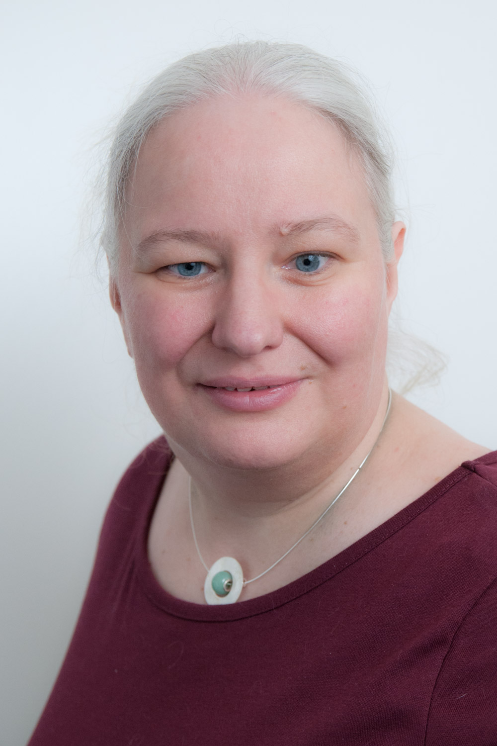 Dr. jur. Anette Oberhauser